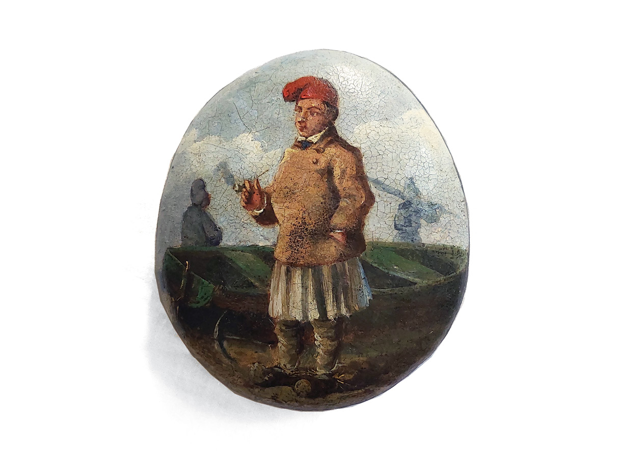 Pêcheur au bonnet phrygien, galet peint, avers après restauration